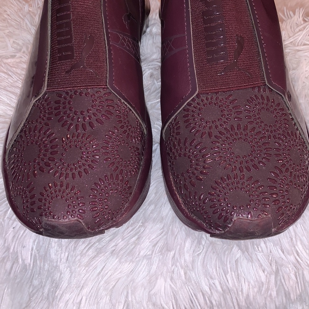 ⭐️WOMEN’S PUMA FIERCE KRM SNEAKERS⭐️ - Picture 6 of 11
